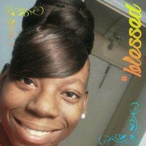 Meet your Posher, Latoya